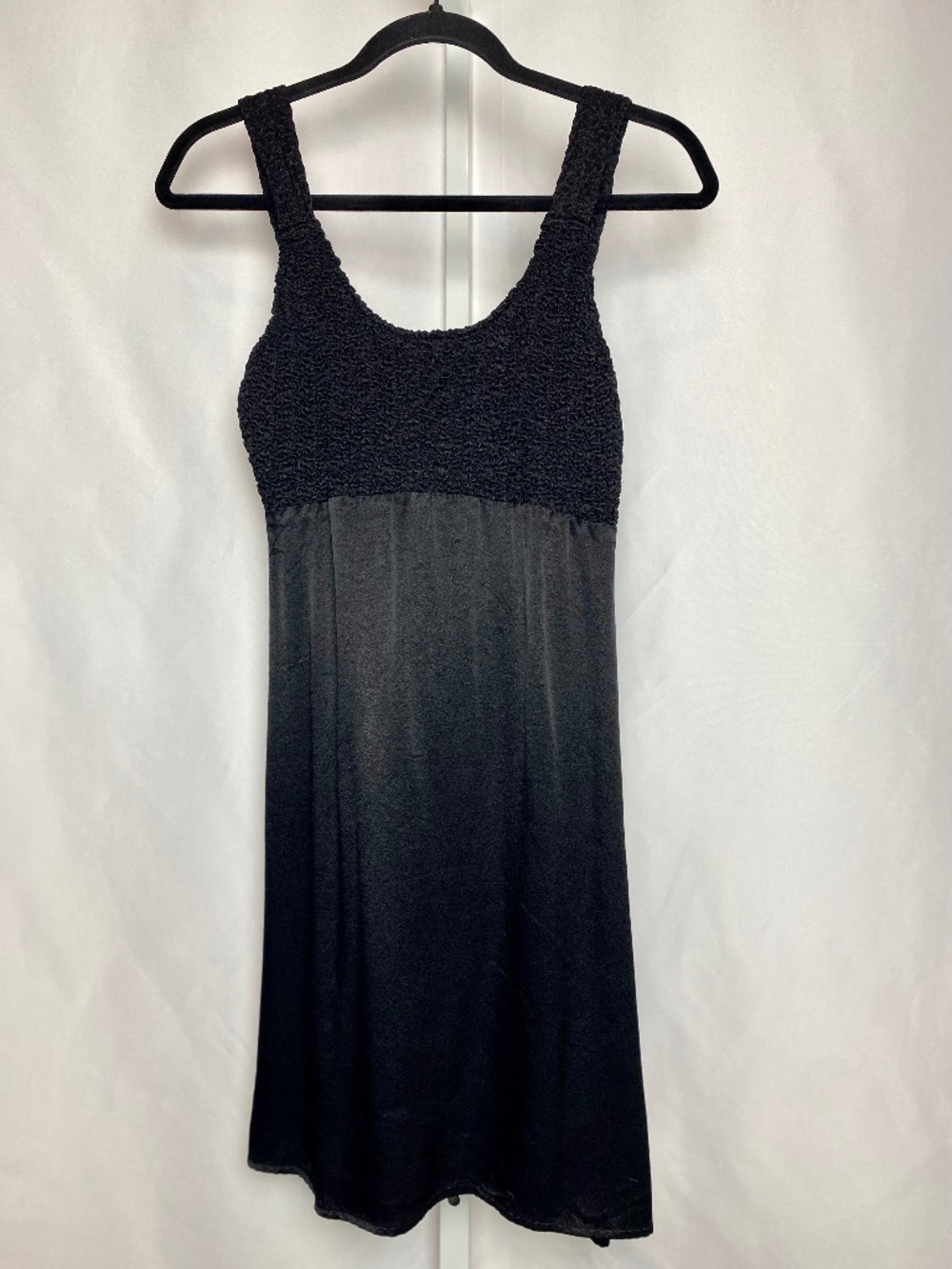 Up Front Womenʻs Vintage Black Wide Strapped Little Black Dress Size 3